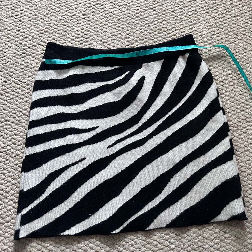 Black and White Zebra Print Skirt